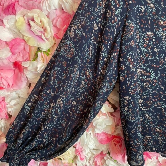 Reitmans Paisley Long Sleeve Blouse Sz M - Picture 5 of 9